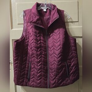 Cj Banks Quilted Burgundy Zip Front Vest W/ Pockets GUC Size: 1X